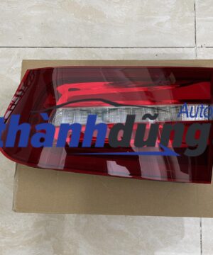 ĐÈN HẬU MIẾNG TRONG MERCEDES GLC200