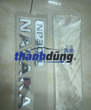 CHỮ NỔI NP300 NISSAN NAVARA
