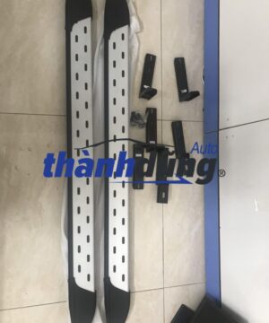 BỆ BƯỚC LÊN XUỐNG FORD ESCAPE