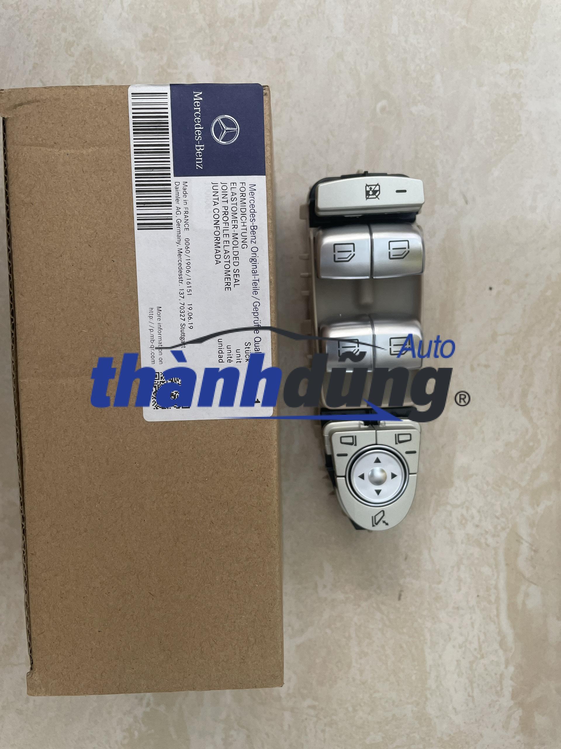 CÔNG TẮC LÊN KÍNH TỔNG MERCEDES C350 CÔNG TẮC LÊN KÍNH TỔNG MERCEDES C350