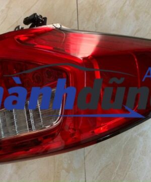 ĐÈN HẬU PHẢI SUZUKI XL7