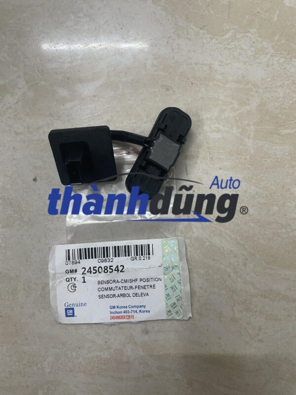 CÔNG TẮC MỞ CỐP SAU CHEVROLET CRUZE CÔNG TẮC MỞ CỐP SAU CHEVROLET CRUZE