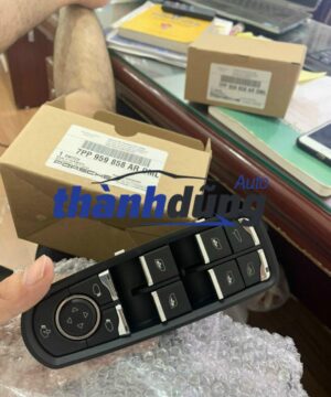 CÔNG TẮC LÊN KÍNH PORSCHE MACAN