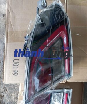 ĐÈN HẬU MIẾNG TRONG HYUNDAI I10 2022