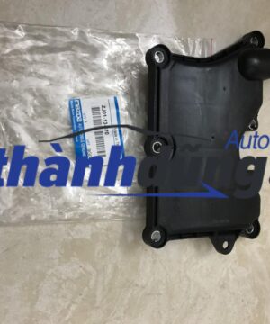 NẮP THÔNG HƠI MẶT MÁY MAZDA 3 2003-2009