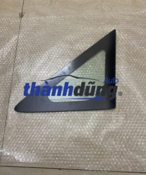 KÍNH TAM GIÁC CÁNH CỬA HONDA JAZZ