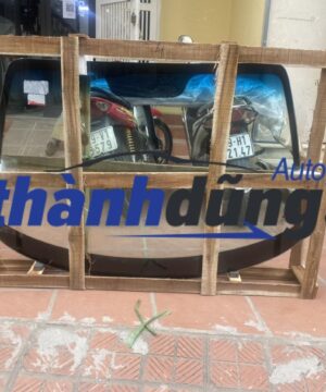 KÍNH CHẮN GIÓ TRƯỚC DAEWOO NUBIRA 2001-2005