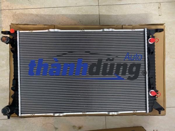 KÉT NƯỚC AUDI Q3 2011-2017 | 8K0121251AJ
