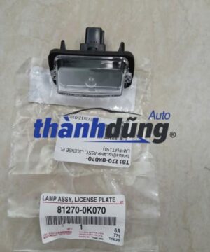 ĐÈN SOI BIỂN SỐ TOYOTA FORTUNER 2017 | 812700K070