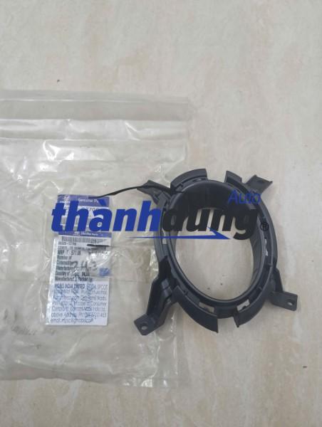 ỐP ĐÈN GẦM XE HYUNDAI I20 2015 | 86528C7700