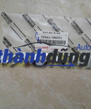 CHỮ INNOVA CỐP HẬU TOYOTA INNOVA 2009 | 754410K051