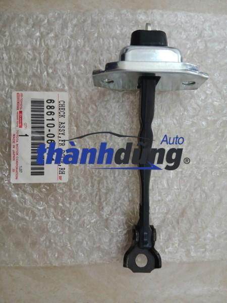 han-che-canh-cua-xe-toyota-venza-2013-6861006111 HẠN CHẾ CÁNH CỬA XE TOYOTA VENZA 2013 | 6861006111