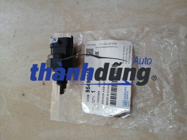 CẢM BIẾN BÁO NƯỚC TRONG DẦU CHEVROLET COLORADO 2014 | 95492916